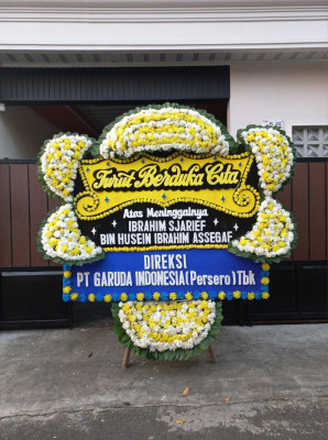 Papan Bunga Duka di Kalibanteng Kulon