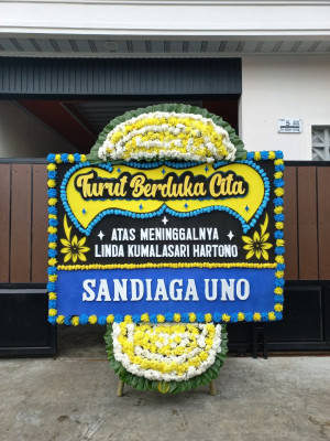 Papan Bunga Duka di Kalibanteng Kulon